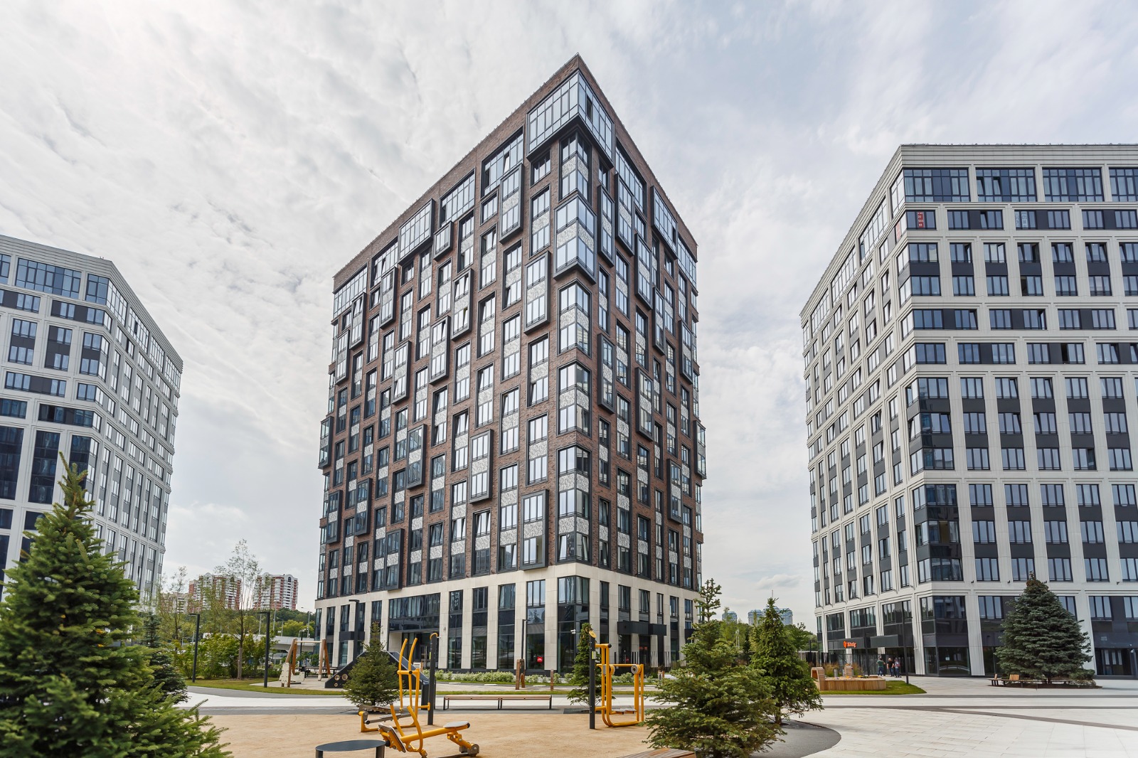 Жилой комплекс WestHills